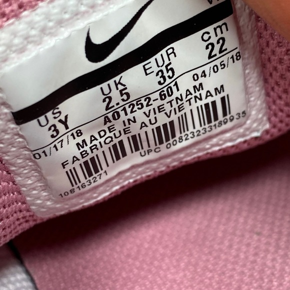 Nike Air Max Sequent 3 Pink Sneakers - Picture 8 of 8
